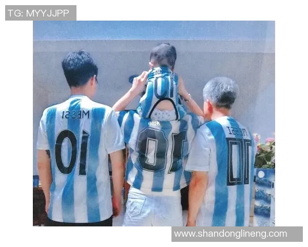 贺伟心目中的足球明星是谁他为何如此崇拜他们的精彩表现